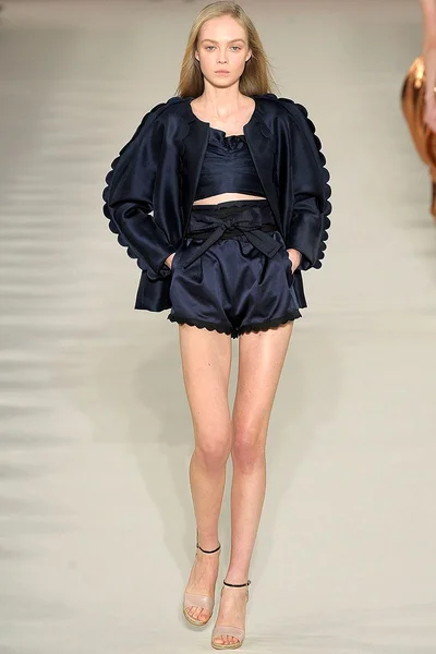 Look 29